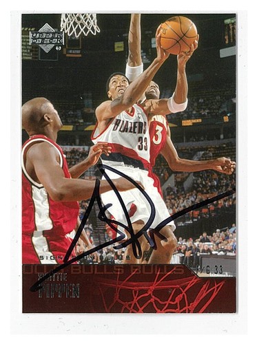 Scottie Pippen Signed In My House 2003-04 Upper Deck NBA Trading Card