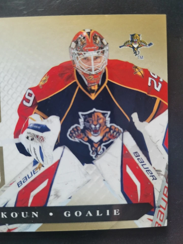 2010-11 Panini Luxury Suite Tomas Vokoun Jersey Stick Relic 2/10 #29 - Image 4 of 4