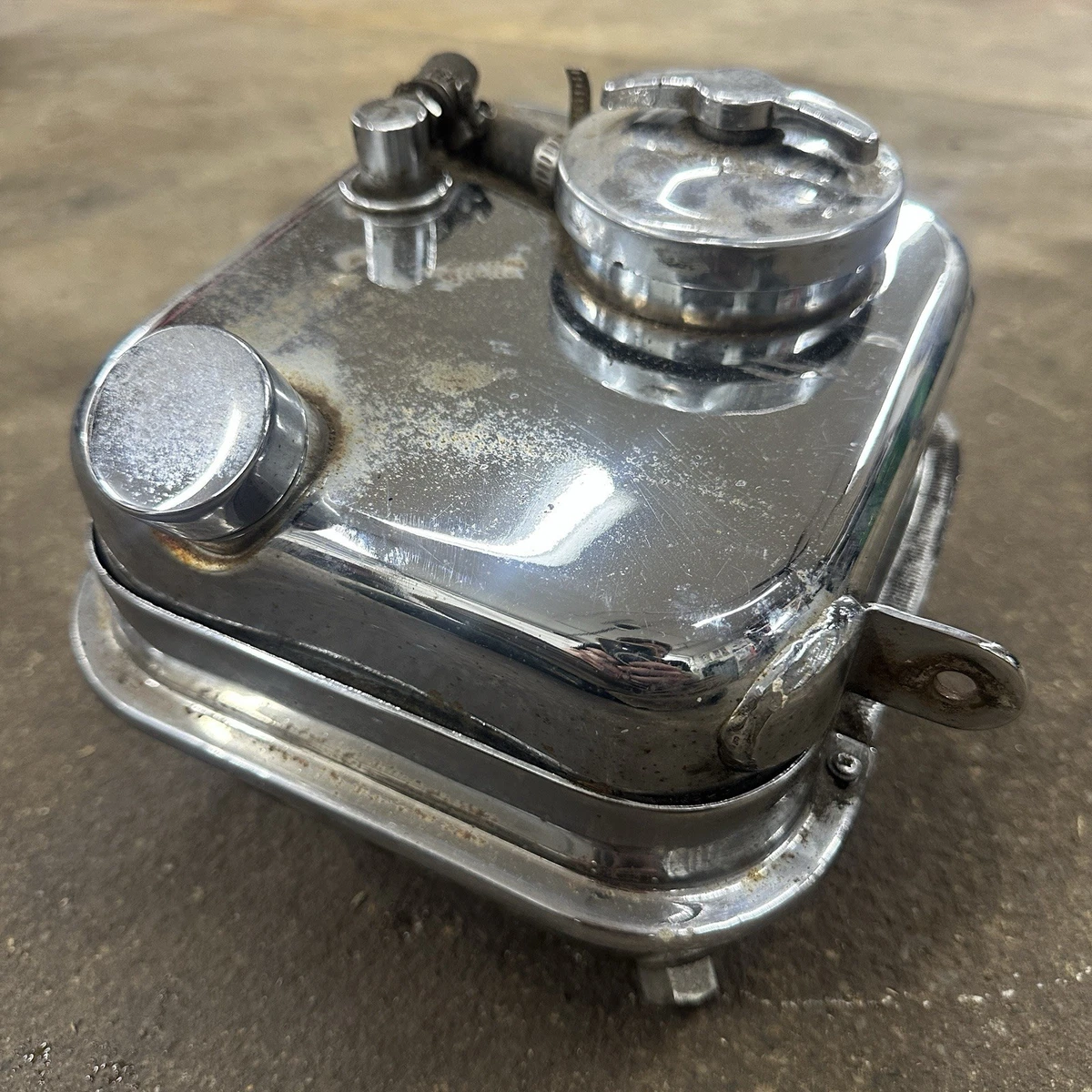 Harley-Davidson Motorcycle Oil Tanks for Harley-Davidson for sale