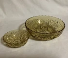 Vintage Anchor Hocking ‘Medallion'  Honey Gold serving bowls, 2 pcs 8”+ 4.5”W
