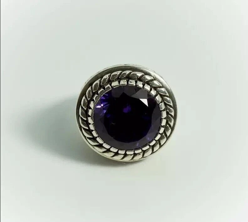 Anillo de alfil para hombre de amatista creada en laboratorio de corte redondo de 5,00 quilates enchapado en oro blanco de 14 quilates Foto 4 de 4