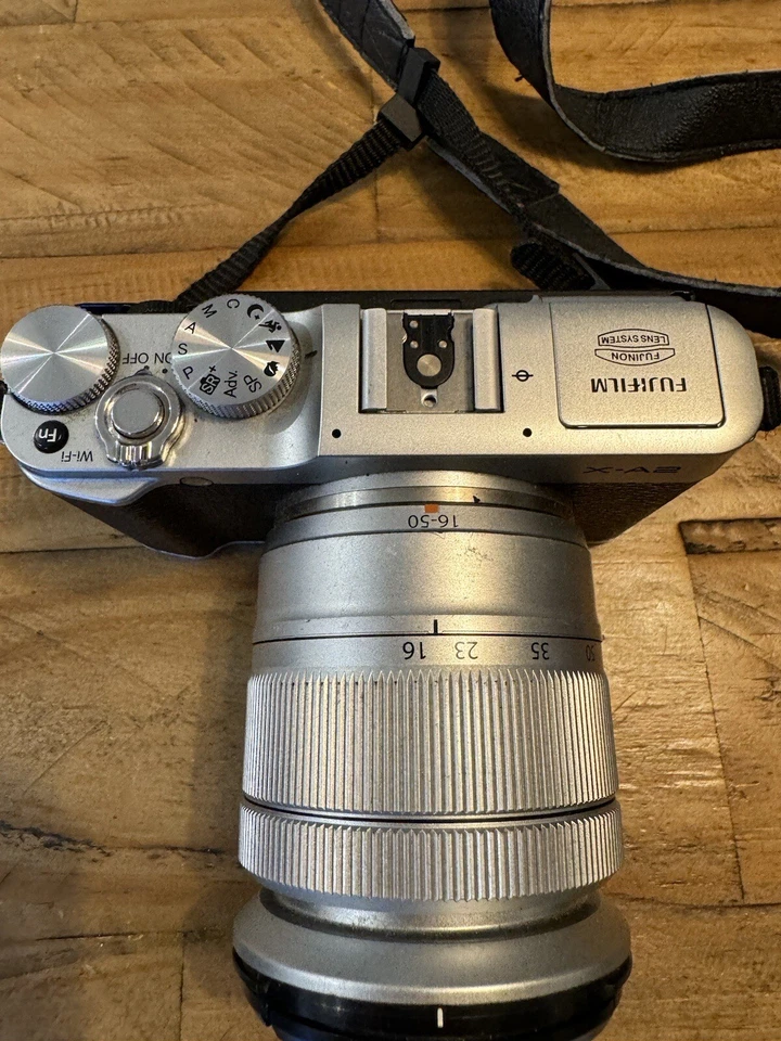 Fujifilm X-A2 Premium Camera - Silver (16.3 MP, 16 - 50 mm Lens) & 50 - 230 mm, photo 3 of 5