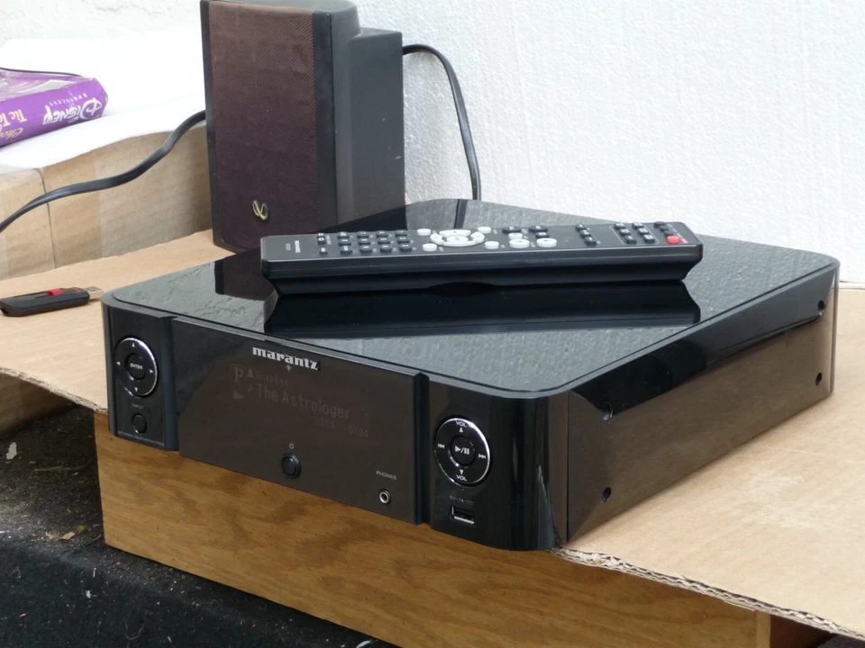 Marantz M-CR510 120 watt Network Stereo Receiver w built-in Apple AirPlay Wi-Fi - Image 4 of 4