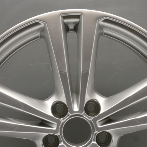 Audi A3 Hatchback 18" Aleación de Plata Llanta 7.5J ET51 OEM S LINE Original X1 - Imagen 6 de 14