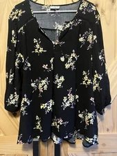 Studio B by Bobeau Blouse Women's 1X Black Floral 3/4 Sleeve Pullover Beachy EUC