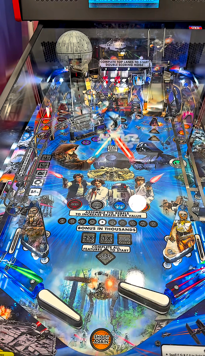Stern Star Wars Home Edition Plus Pinball Machine w/ LCD Display