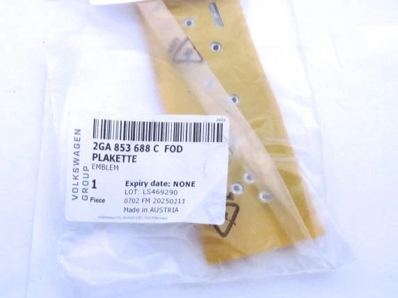 Original Volkswagen R Line Rechts Abzeichen Emblem T-Roc 2017 + 2GA853688CFOD - Bild 2 von 2