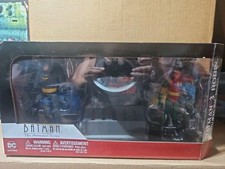 DC Collectibles Batman  The Animated Series Batman & Robin with Bat-Signal NIB