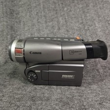 Canon ES8200VA 22x Optical Zoom Compact Analog Hi8 8mm Video Camcorder -UNTESTED