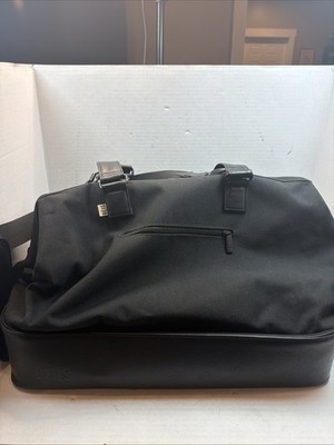 BÉIS Black Duffle   Leather Trim, Zip Closure, Top Handle, Shoulder Strap