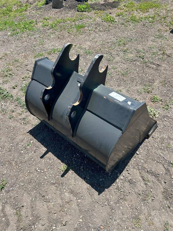 Kubota K7921 36" Grading cleanup bucket Fits KX057 U48 U55 Excavator