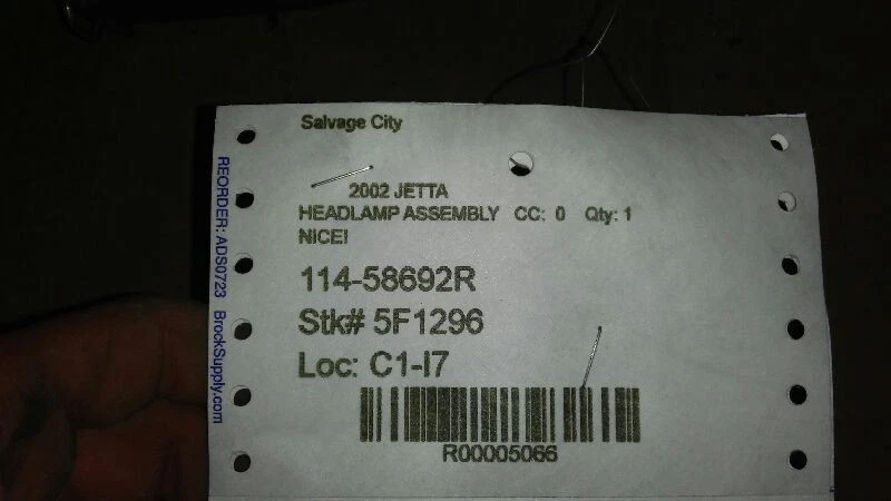 Farol direito Thru VIN 108641 sem lâmpadas de neblina compatível com 99-02 Volkswagen Jetta fabricante de equipamento original - Imagem 3 de 3