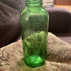 VINTAGE GREEN GLASS REFRIGERATOR WATER/ JUICE BOTTLE , EUC! — photo 1