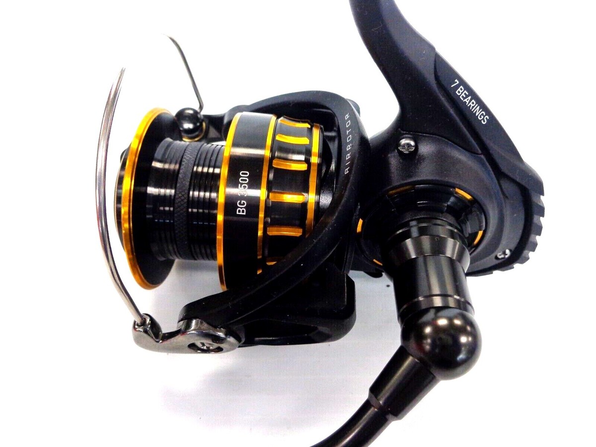 Daiwa BG 3500 Black and Gold Saltwater Spinning Reel BG3500