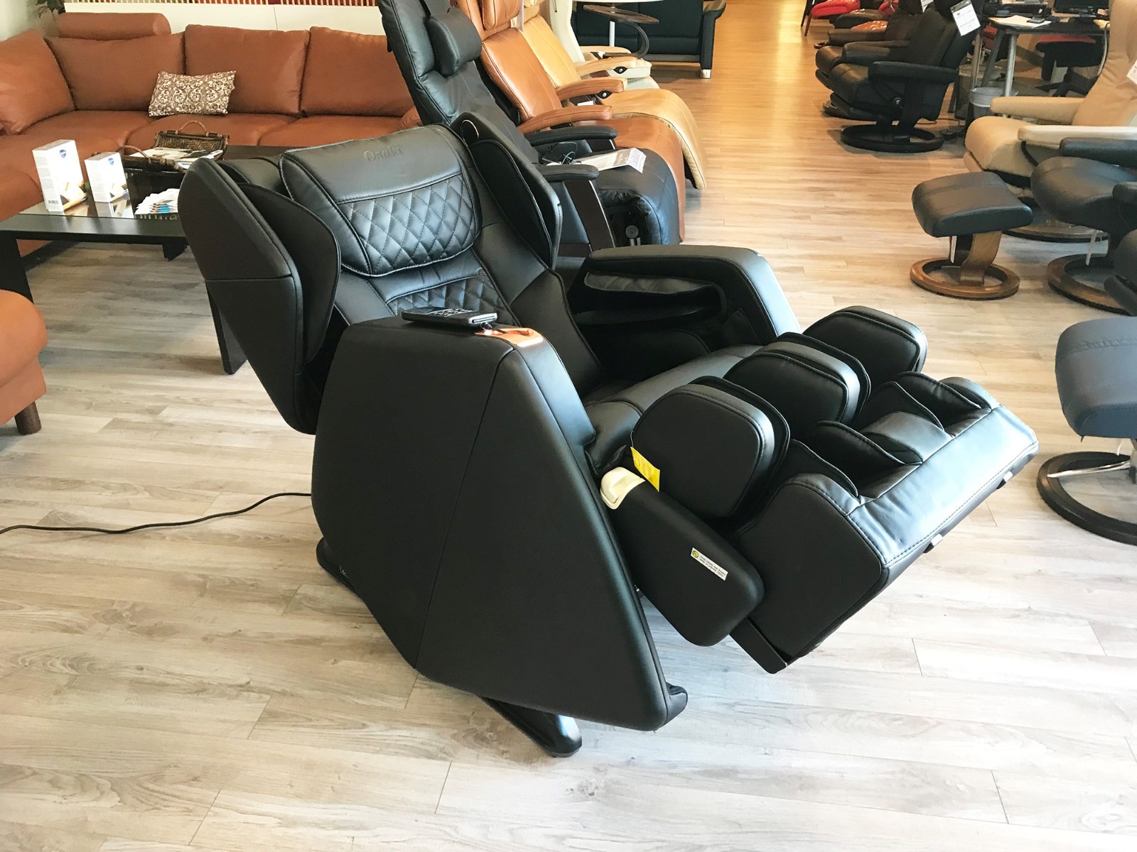 Osaki OSPro SOHO 4D STrack Massage Chair Zero Gravity Space Saver