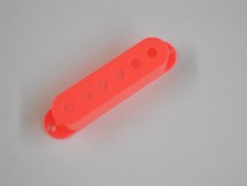 DiMarzio Tall Single Coil Pick-up Cover Pink DM2001