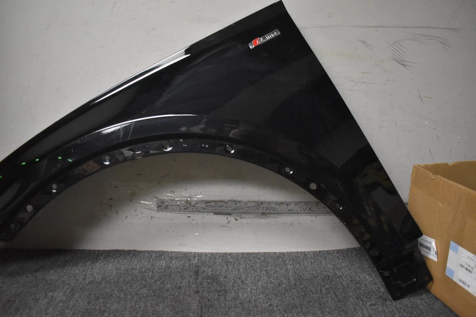 Guardabarros lado izquierdo audi sq5 2018-2022 fabricante original de fábrica Foto 3 de 4