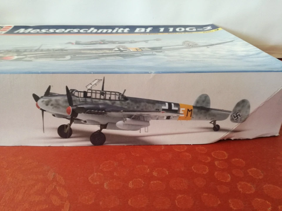 REVELL/monogram 85-5839 Messerschmitt Bf 110 G-2 KIT 1/48 - completo - Immagine 2 di 4
