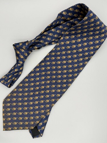 Palais des Doges Paris Vintage Mens Silk Tie Blue Chain Bit Pattern Hand Finishe