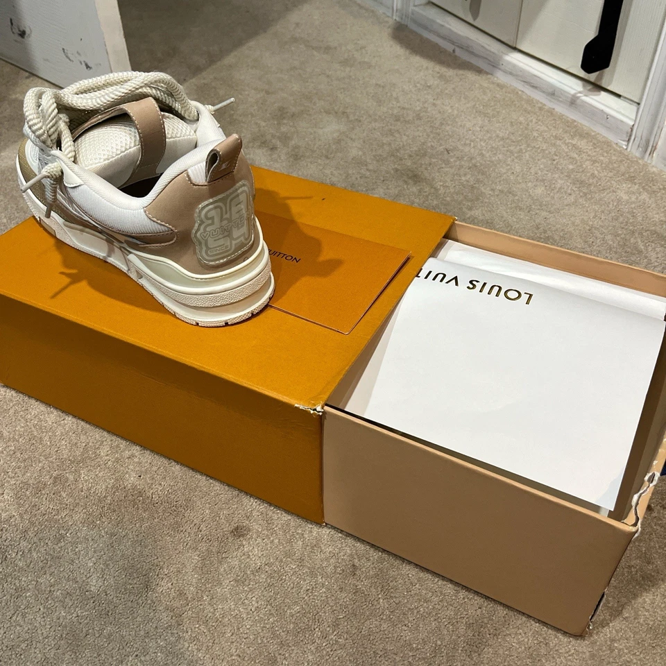 Louis Vuitton Skates - Image 3 of 4