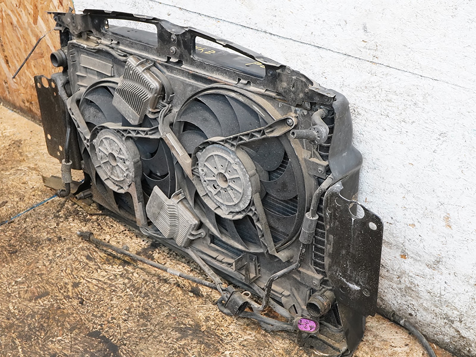 03-07 Bentley Continental GT Radiator Fan Shroud Motor Condenser Support