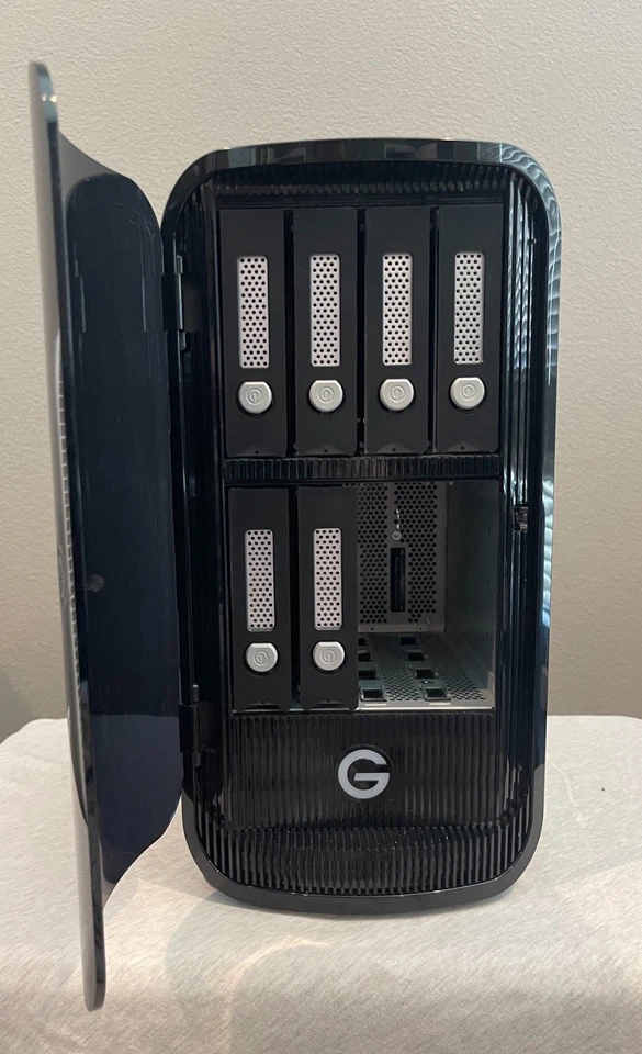 G-Technology G-Speed Studio XL 8-Bay Thunderbolt 2 Storage  (6 HDD included) - Image 4 of 4
