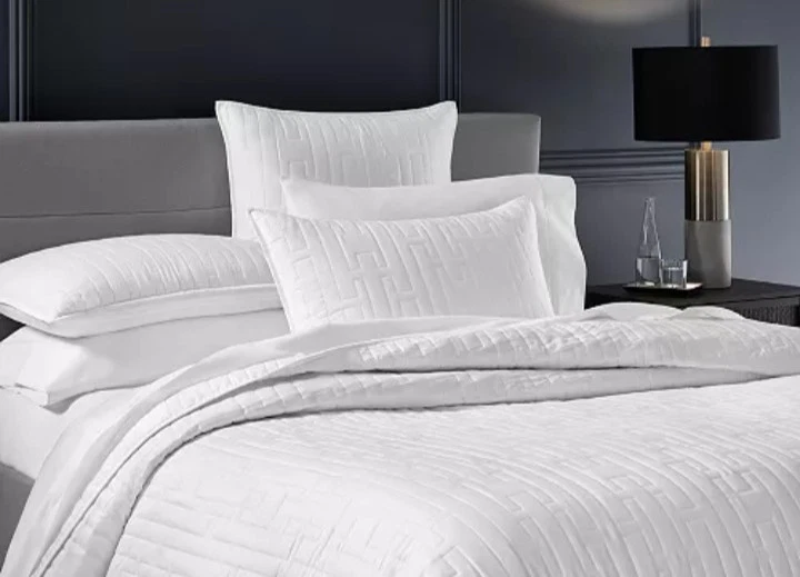 Hotel Collection "Chain Links" 3 Pc QUEEN Coverlet Set W/Shams, White, NWOT - Image 3 of 4