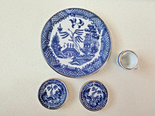 Blue Willow Miniature Children's Tea Set - Vintage 1940's 4 pieces 