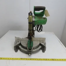 Hitachi C10FCE2 10" Compound Miter Saw 120V 15A 5000 RPM