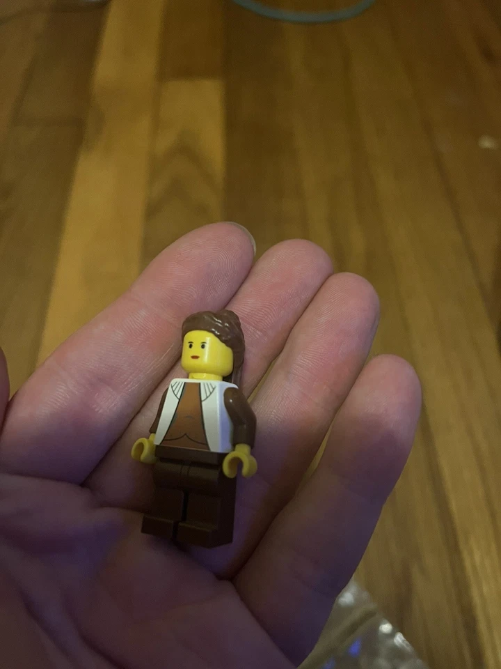lego Star Wars Cloud City Princess Leia - Image 2 of 4