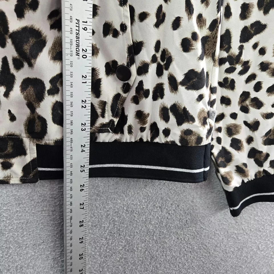 Chaqueta Zenergy By Chino's para mujer 1 blanca con estampado de leopardo bolsillos con capucha cremallera completa Foto 3 de 4
