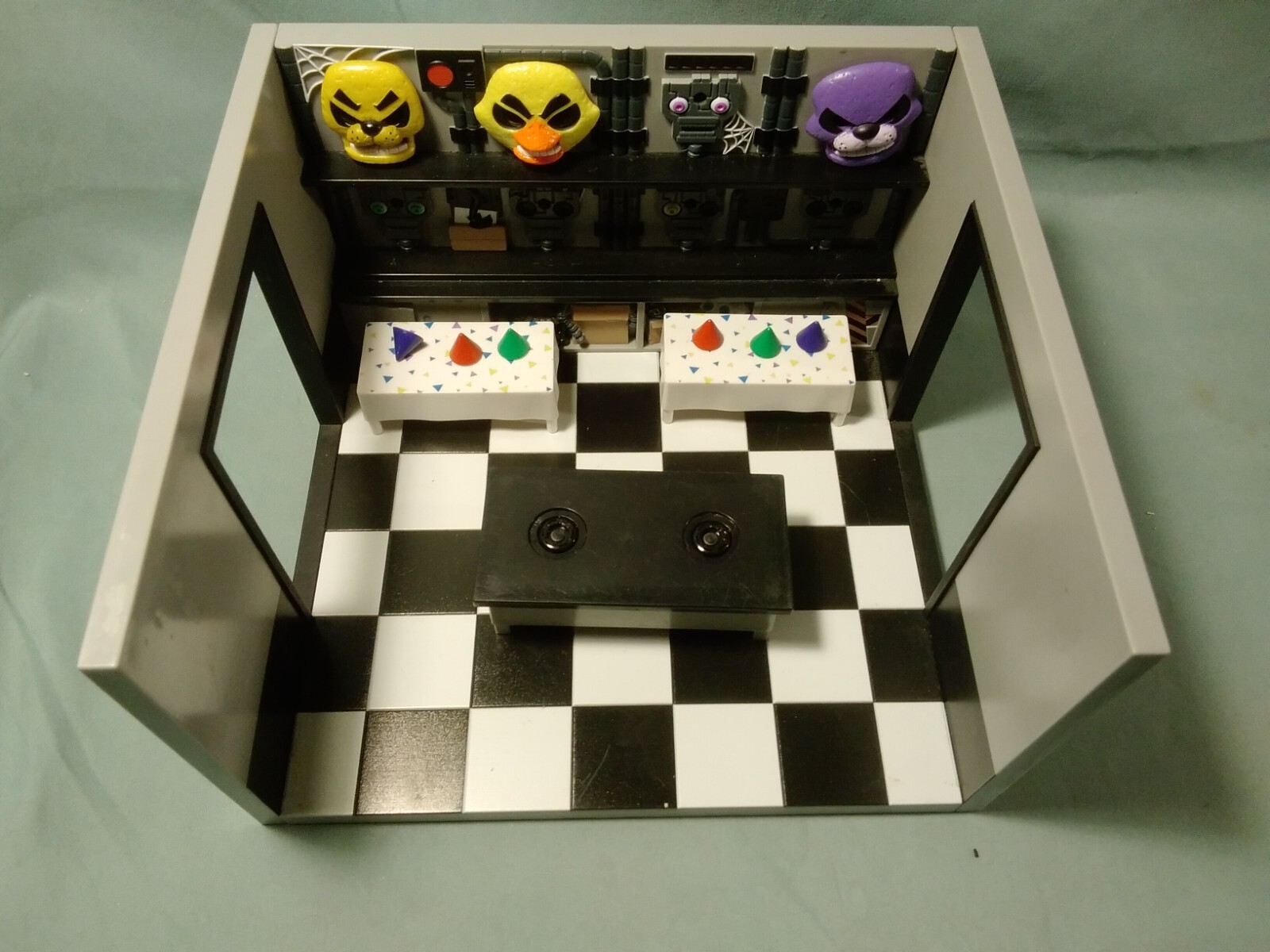 Picture 1 of 2