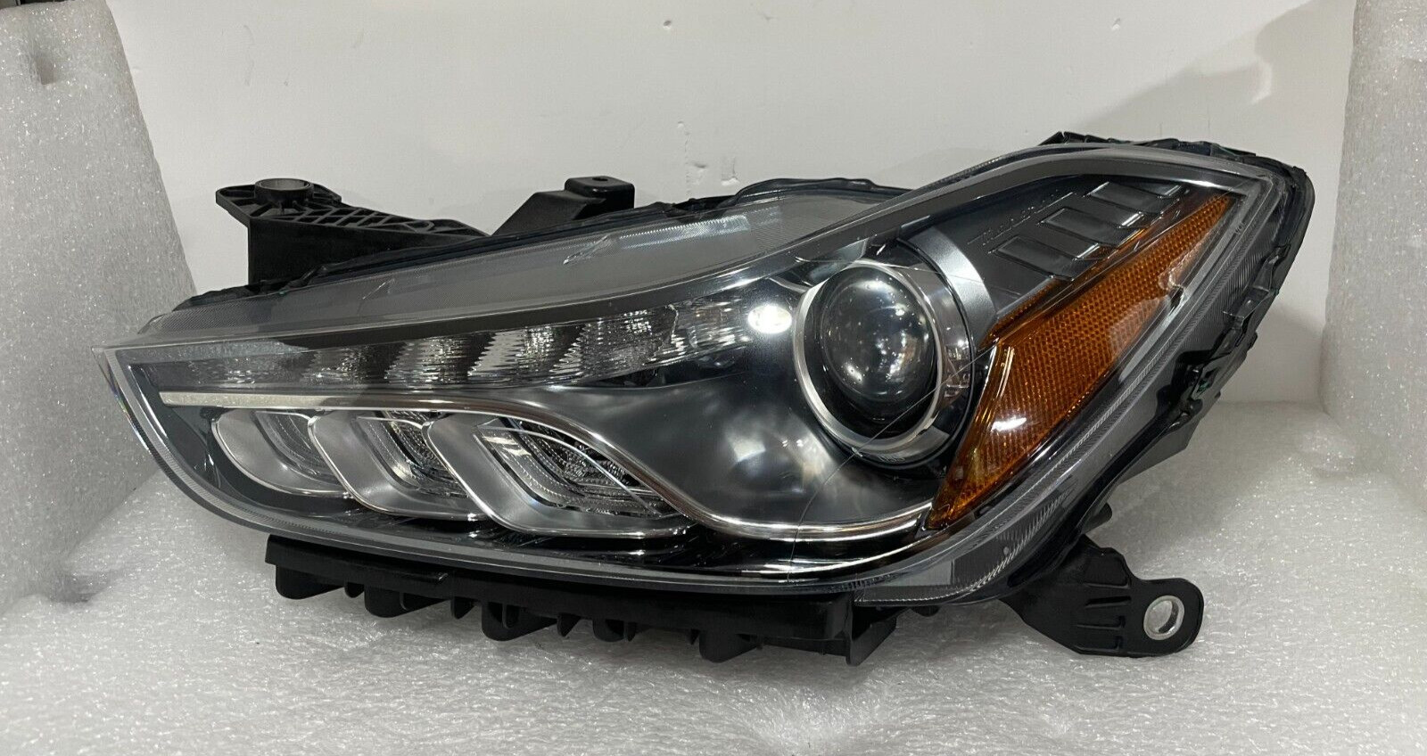 2014-2017 MASERATI GHIBLI ADPTIVE LEFT XENON HEADLIGHT COMPLETE 00670005475 OEM