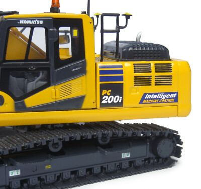 KOMATSU PC200i-10 EXCAVATOR IMC JAPANESE EDITION 1/50 UNIVERSAL
