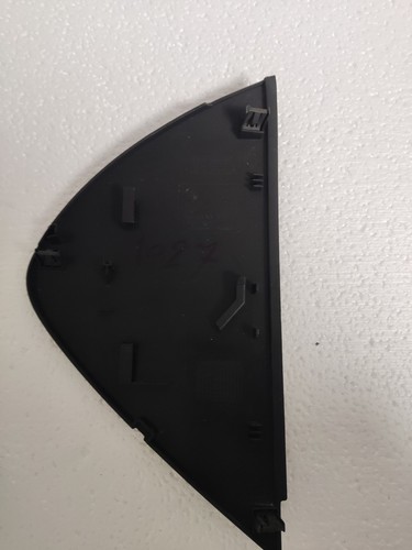 Verkleidung Sicherungskasten links VW Passat 3C Abdeckung Blende 3C1858217B