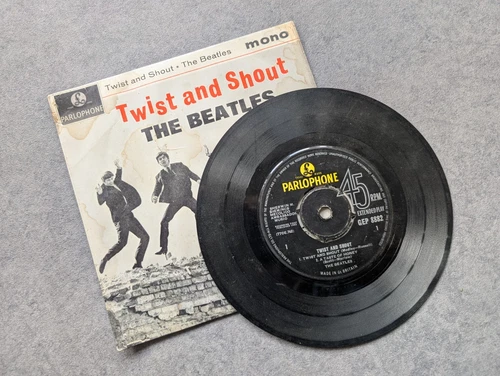 The Beatles ‎– Twist And Shout EP - Vinyl Record 7" UK press