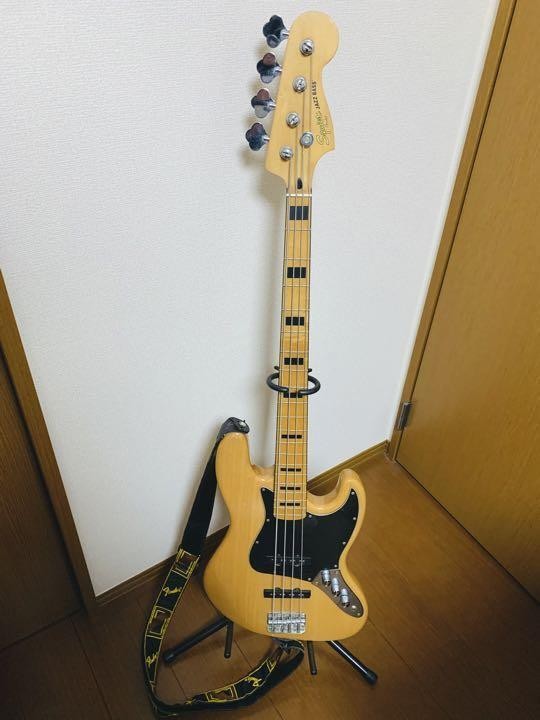 Electric Bass Guitar Squier by Fender Jazz Natural Indonesia SN IC