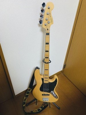 Electric Bass Guitar Squier by Fender Jazz Natural Indonesia SN IC