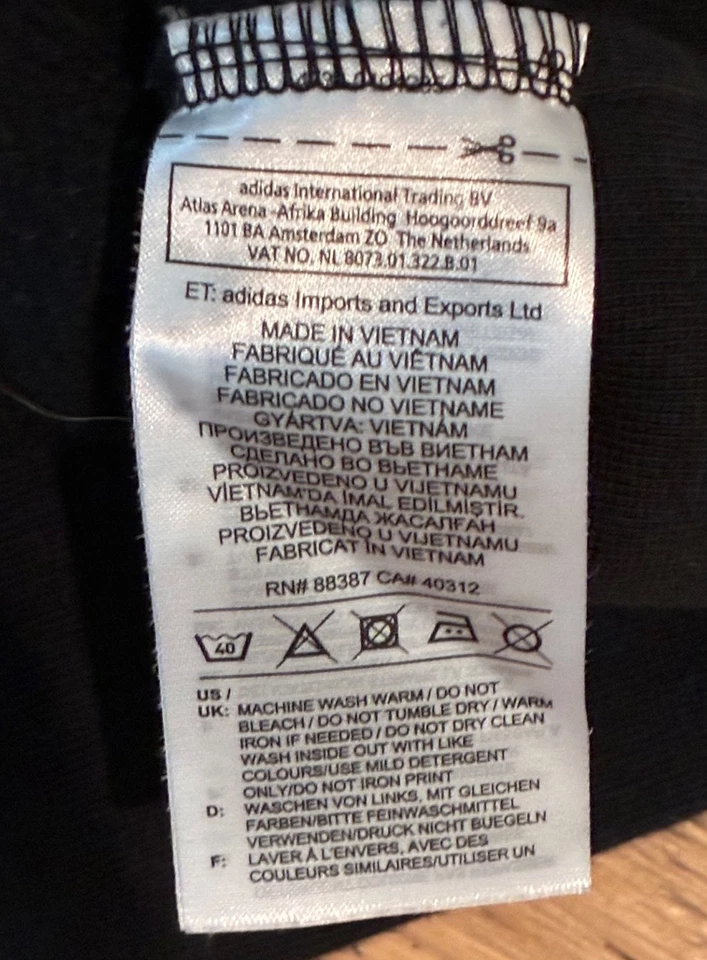 Lote (2) Sudadera Adidas Essentials 3 Rayas Para Hombre Talla Grande Negra y Gris Foto 4 de 4