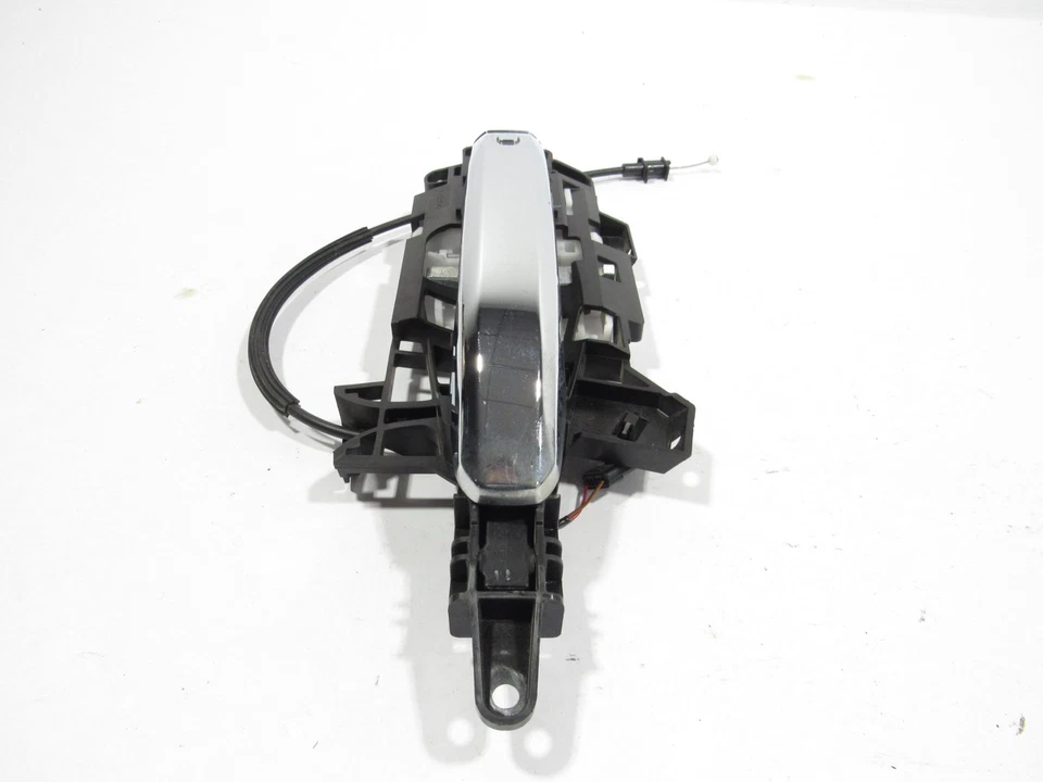 19-22 GMC Sierra 2500 2022 Rear Left Driver Exterior Door Handle Bracket * - Image 3 of 4