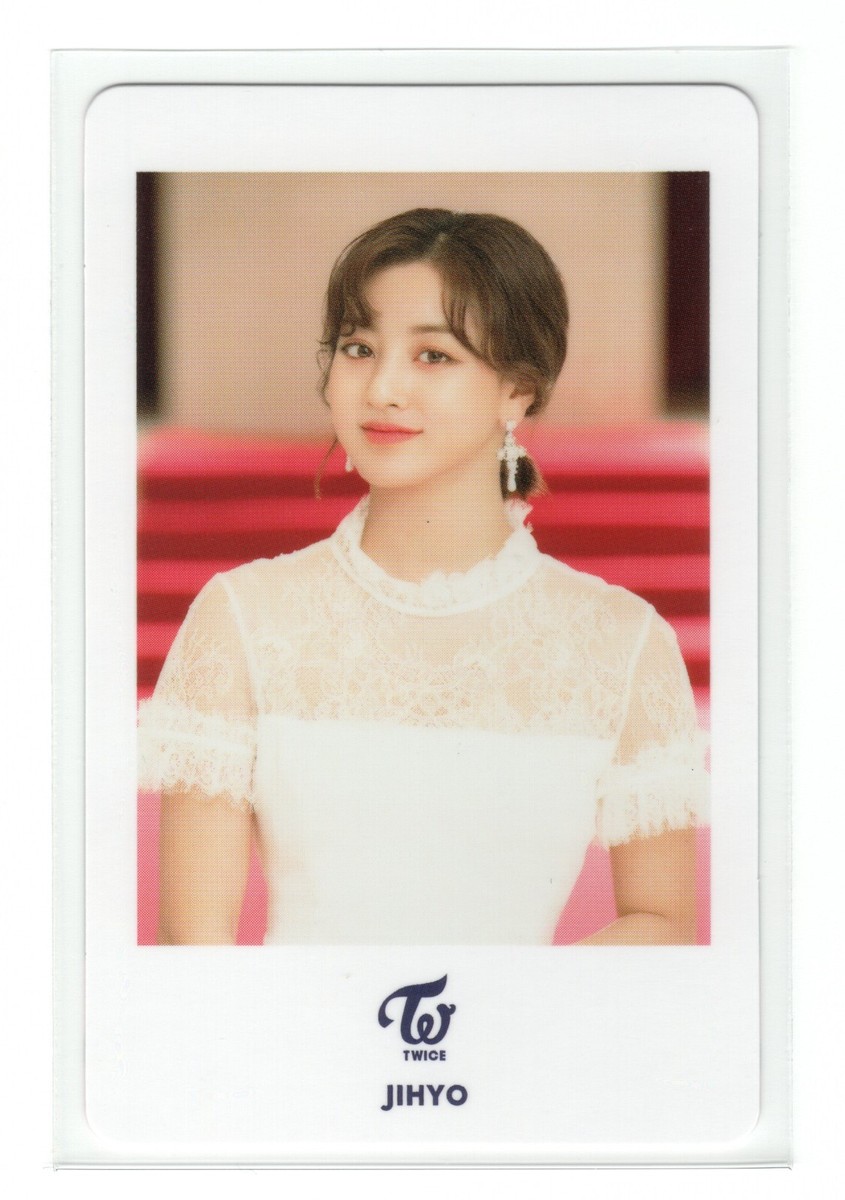 TWICE JIHYO クリスマストレカ TWICE #JIHYO : NEW PHOTO FOR TWICEZINE 2017