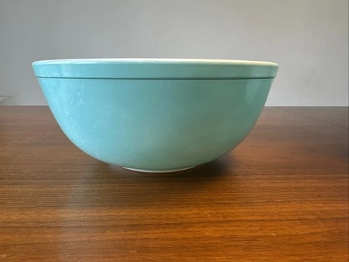 Vintage Pyrex Mixing Bowl Turquoise Robin's Egg Blue #404 4QT, Large Bowl