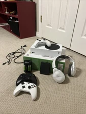 Xbox Series S 512GB Three Controllers Turtle Beach Headset WD 2TB External HDD