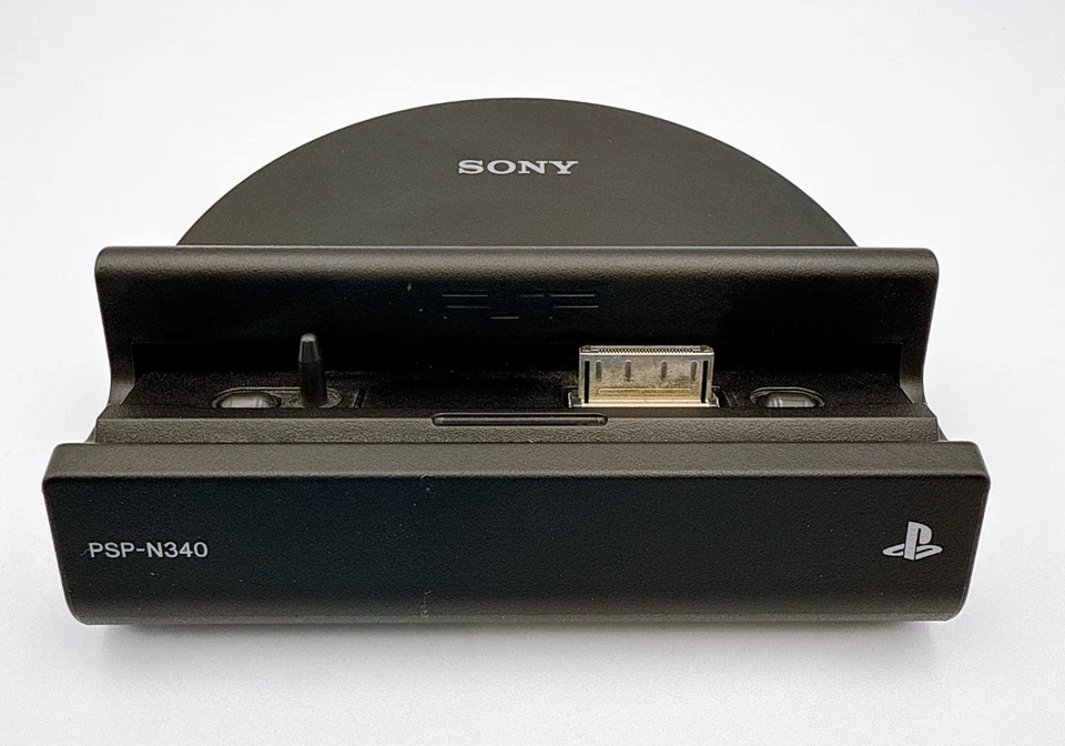 Genuine Sony PSP Go Docking Station Cradle PSP-N340 w/PSP-N170 AV cable - Excl - Image 2 of 4