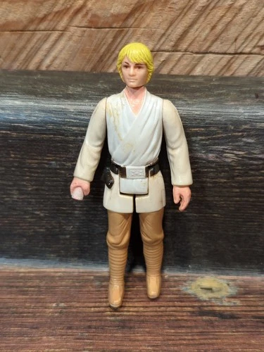 Vintage Kenner 1977 Star Wars Farmboy Luke Skywalker Action Figure