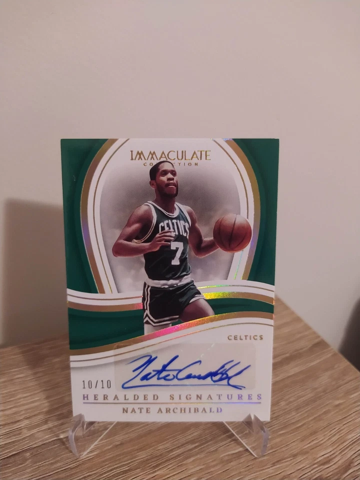 2022-23 Panini Immaculate Heralded Signatures Nate Archibald 10/10 Auto Celtics Foto 3 de 4