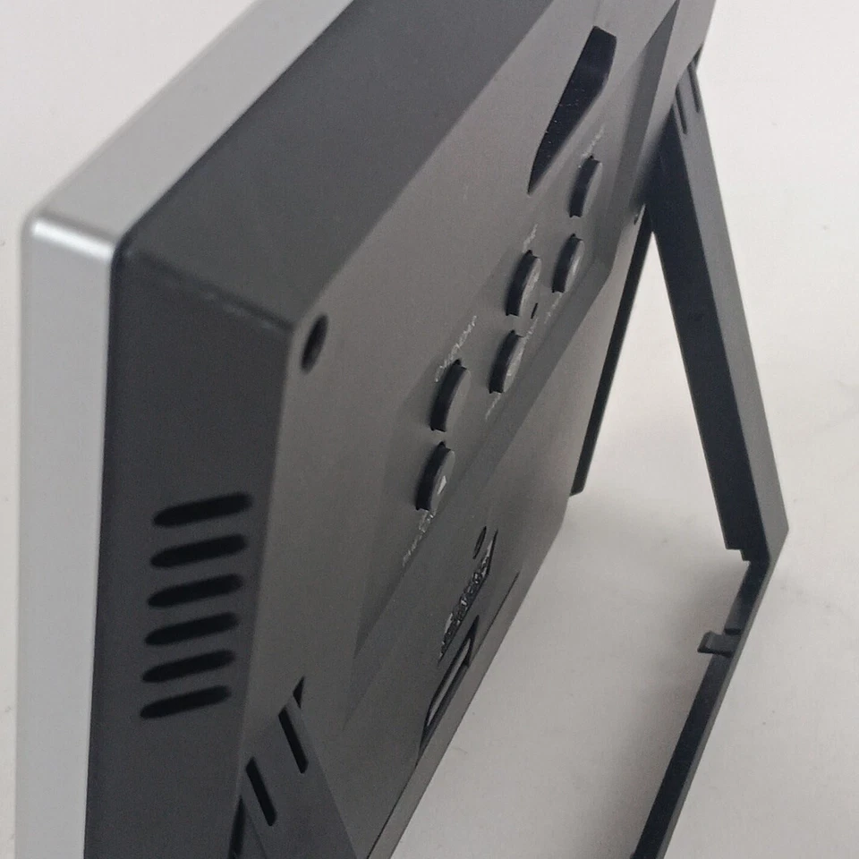 Contemporary Atomic Clock with Wireless Outdoor Temperature Sensor - Pre-Owned - Image 4 of 4