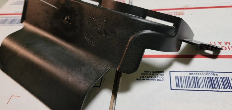 JAGUAR TIPO F - MONTAJE PARACHOQUES SOPORTE MOLDURA EX53-75018-A OEM Foto 3 de 4