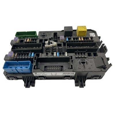 13268287 Fuse Module Opel Zafira B 2010