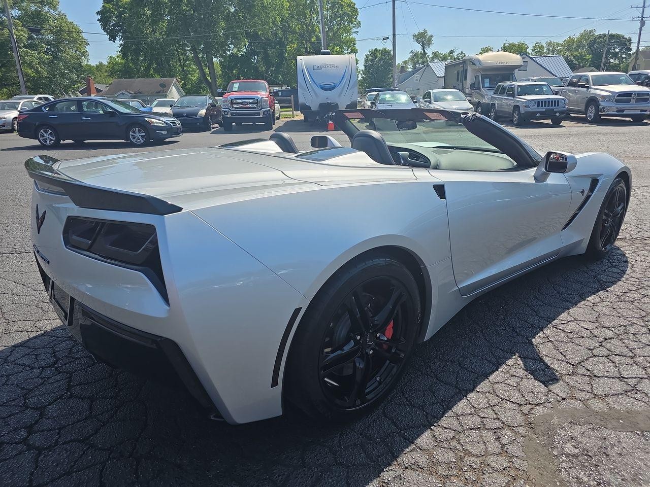 2016 BLADE SILVER METALLIC Chevrolet Corvette   | C7 Corvette Photo 2